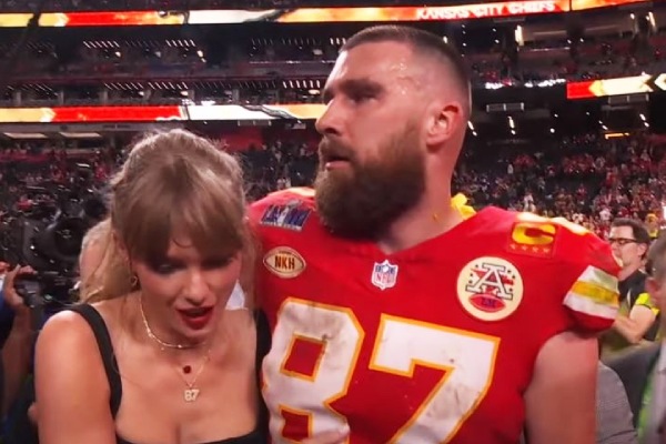 Taylor Swift Kisses Travis Kelce As Kansas City Chiefs Win Super Bowl